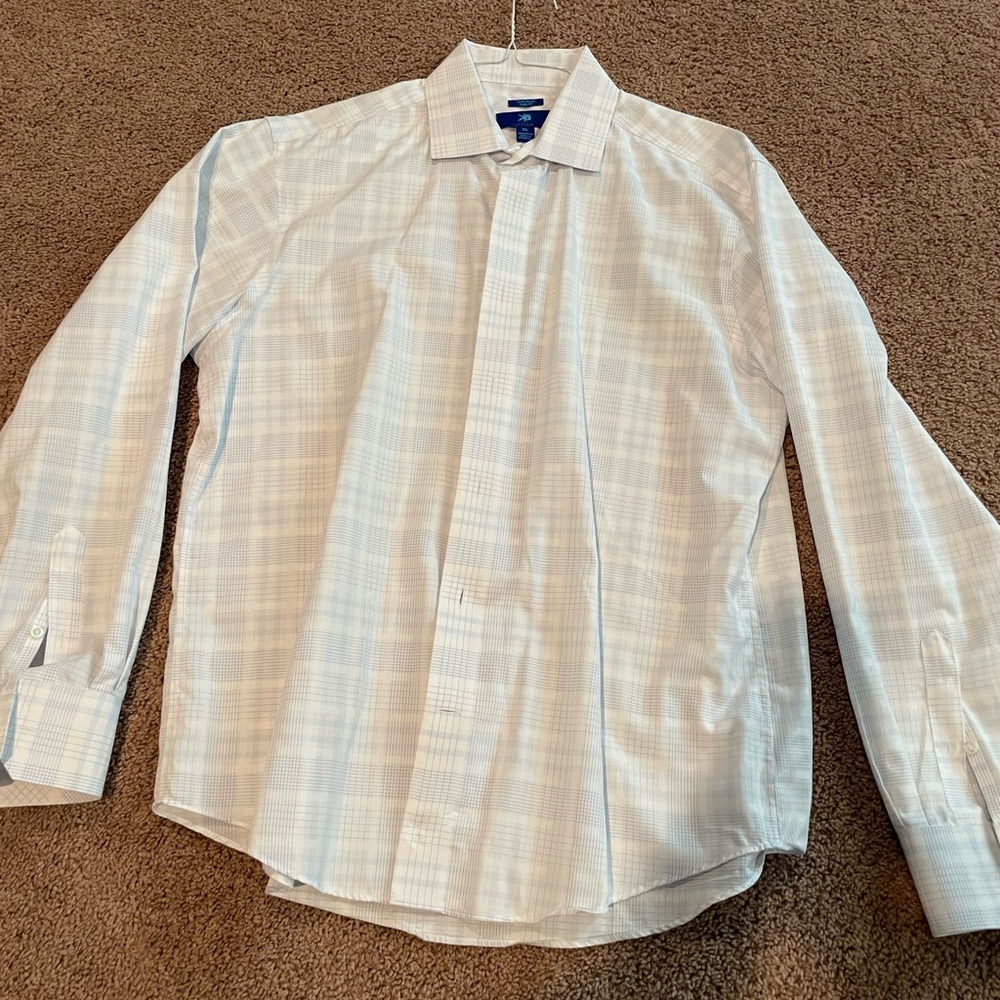 Gently used men’s full button XL shirt